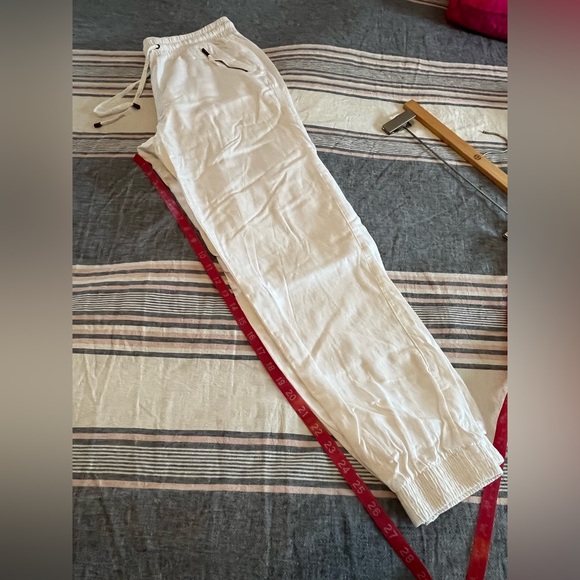 ReVamped | Lg | Linen Jogger - Picture 12 of 15